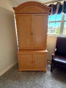 Computer Hutch