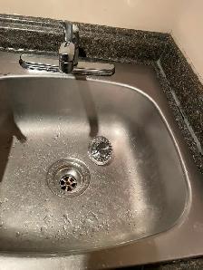 One large bedroom in a three bedroom basement in Timberlea $550 - Photo 7