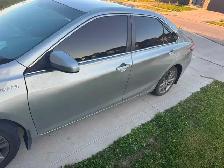 2017 Toyota Camry Hybrid LE - Photo 4