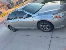 2017 Toyota Camry Hybrid LE - Photo 9