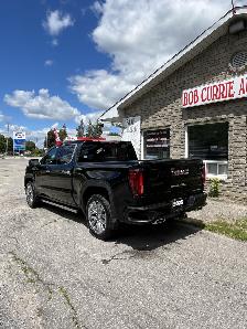 2025 GMC Sierra 1500 CREW CAB DENALI DIESEL 4X4 CERTIFIED   FACT - Photo 2