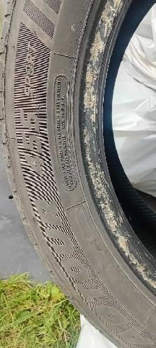 Tires 235/50/18. still have lots on - Photo 3