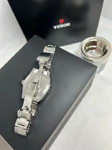 Tudor Black Bay Fifty-Eight Men’s watch - Photo 10