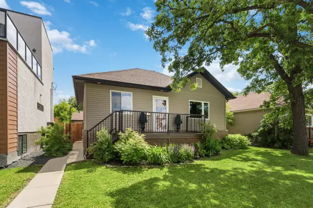 232 Centennial Street - River Heights - Bungalow