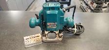 Makita 7.8 amp Plunge Router