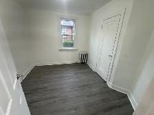 Apartment for rent 5 Thirty Ninth St Etobicoke $1900 - Photo 3