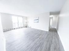 2 Bedroom Apartment in Tillsonburg - Main floor - all inclusive! - Photo 12