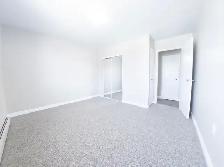 2 Bedroom Apartment in Tillsonburg - Main floor - all inclusive! - Photo 17