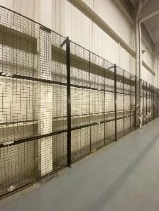 Used industrial steel fence panels / wire mesh partitions - Photo 4
