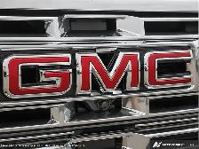 2026 GMC Acadia Denali - Photo 9