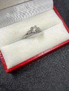Women's Platinum Engagement Ring with Appraisal ~Size 6 1/4 - Photo 2
