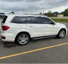 2013 Mercedes-Benz GL550|4Matic|Leather|Massage|Pano Roof - Photo 3