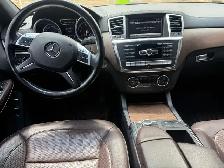 2013 Mercedes-Benz GL550|4Matic|Leather|Massage|Pano Roof - Photo 6