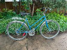 Must Sell THREE BICYCLES Cheap - Photo 3