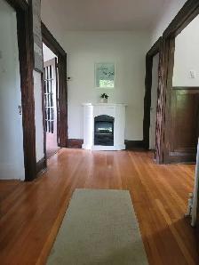 Beautiful,Enormous, Newly Renovated 3 Bedroom   Den in High Park - Photo 4