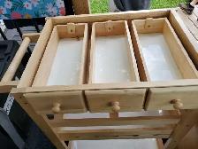 Beautiful Pine kitchen cart - Photo 9