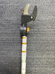 Fiskars 8-12’ Extendable tree pruner - Photo 3