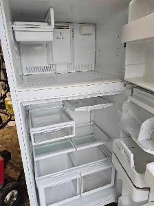 fridge 33' w - Photo 2