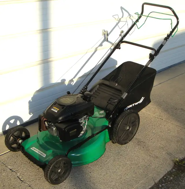 CERTIFIED SELF PROPELLED REAR BAG LAWNMOWER