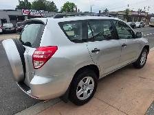 2009 Toyota RAV4 - Photo 7