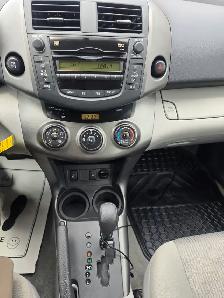 2009 Toyota RAV4 - Photo 17