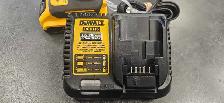 DEWALT 20V Drill Set - Photo 5