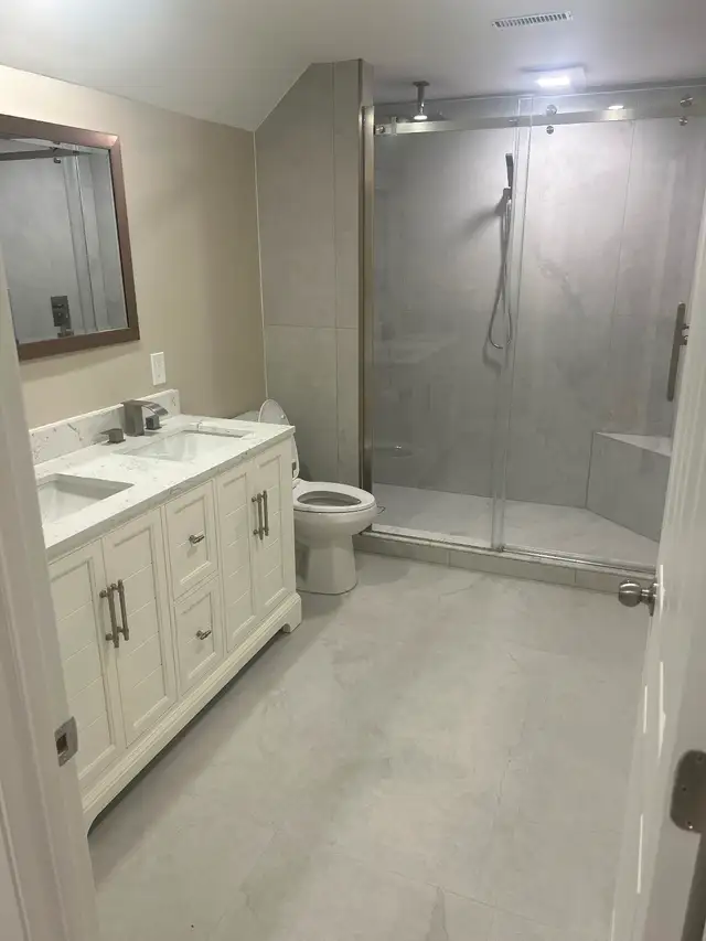 2 Bedroom North End Newly Renovated Near Lake!