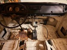 1974 VW Westfalia Project Bus - Photo 3