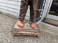 Vintage Hand-Carved Wooden Display Figure – 58" Tall - Photo 4
