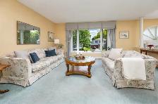 Beautifully Maintained Home by Original Owners-Markville Mall - Photo 2