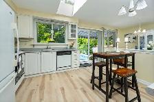 Beautifully Maintained Home by Original Owners-Markville Mall - Photo 4