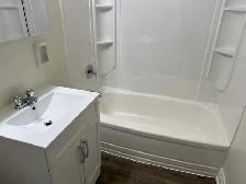 Bright & Spacious 1-Bed near Locke St & Hess Village - Photo 5