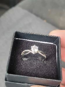Women's engagement Ring - Photo 3