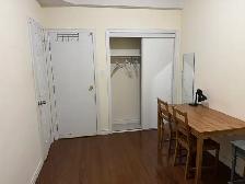 rooms for rent at York University village - Photo 3