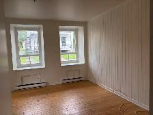 Beau 4 1/2, Beauport, Rénové, air climatisé, LIBRE - Photo 5
