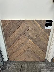 Herringbone Hardwood Flooring – Premium Quality - Photo 10