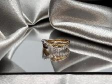 10Kt 2 Tone Gold 15 Cross Diamond Band $625 - Photo 4