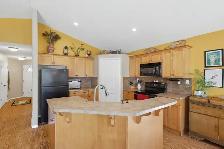 New Listing - Photo 3