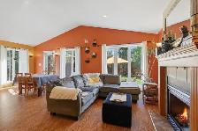New Listing - Photo 5