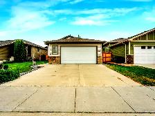 Quality Bi-Level In Leduc, Oversized Garage, Finished Basement - Photo 3