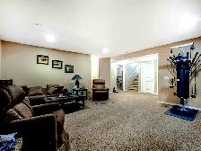 Quality Bi-Level In Leduc, Oversized Garage, Finished Basement - Photo 17