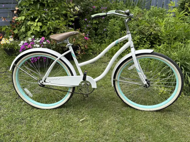 Ladies Cruiser Bike – $50