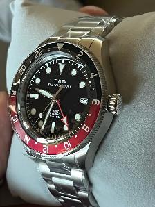 Brand New Timex Waterbury Automatic - Photo 2