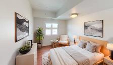 Top-Floor 1 Bedroom Apartment in Beautiful Linden Woods - Photo 3