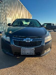 For sale 2014 Chevy Cruze LT -  VERY LOW KM