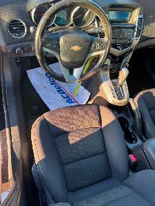 For sale 2014 Chevy Cruze LT -  VERY LOW KM - Photo 4