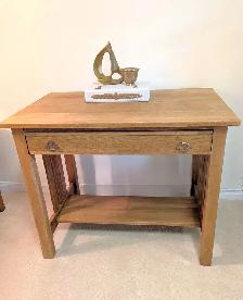 Solid Oak Mission Table – refinished in a Warm Honey colour - Photo 2
