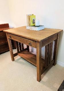 Solid Oak Mission Table – refinished in a Warm Honey colour - Photo 4