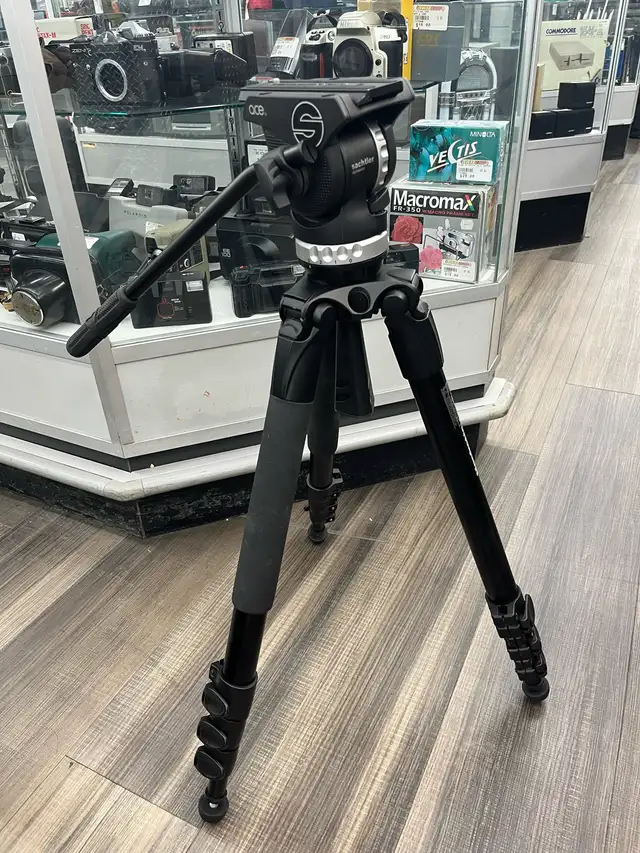 Manfrotto MVT535A0 Tripod