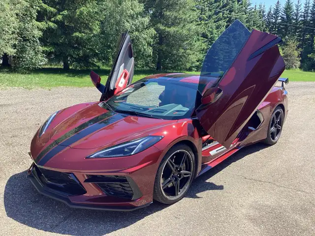 2020 Corvette 3LT Z51 - only 5,880 km